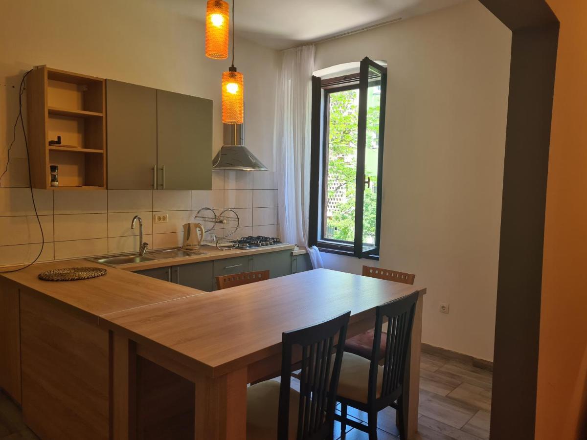 Se-Na Apartment Пула Екстериор снимка