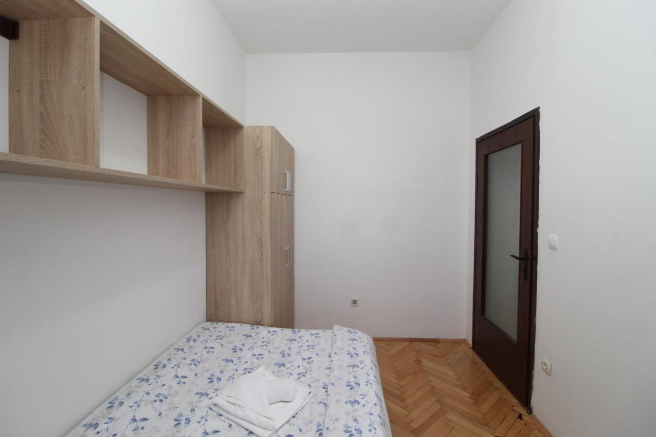 Se-Na Apartment Пула Екстериор снимка
