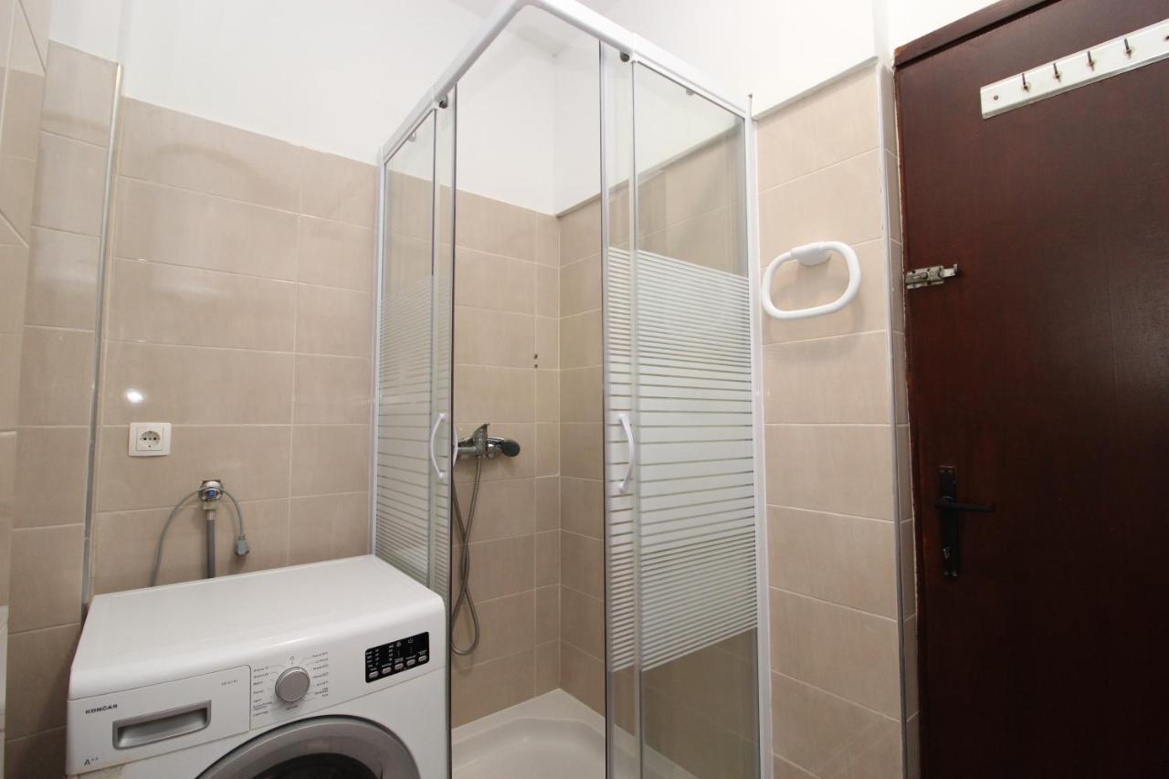 Se-Na Apartment Пула Екстериор снимка
